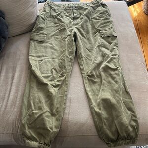 Army green cargo denim pants, sz L